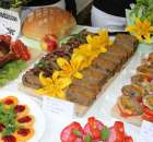 Pasztet z gęsi z żurawiną i morelą