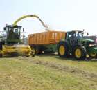 Sieczkarnia John Deere 7350 + Ciągnik 6930 + Przyczepa Joskin 20000 TRC