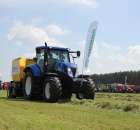 Prasa zwijająca New Holland BR7060 + Ciągnik New Holland T6070