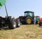 Ciągnik marki John Deere