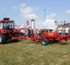 Widownia pokazu maszyn 21-22 Maj Kąkolewo