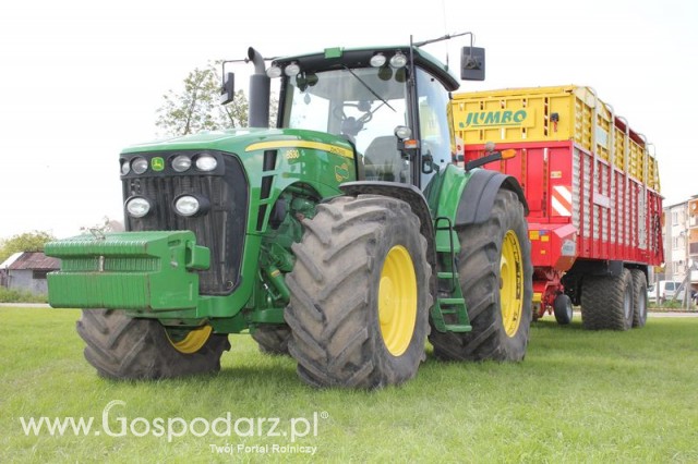 Ciągnik rolniczy John Deere 8530