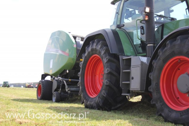 Prasa Agco Fendt 5160V + Ciągnik Fendt 714