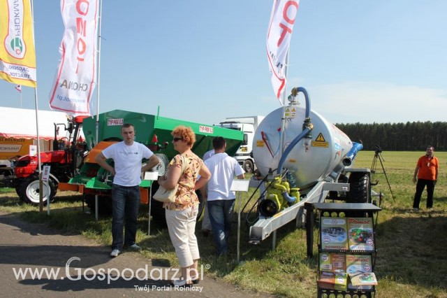 Stoisko firmy POMOT Zielone Agro Show Kąkolewo