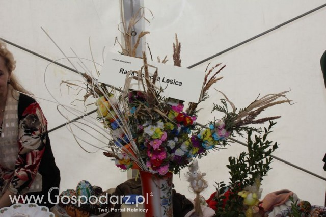 Fotoreportaż z prezentacji stołów wielkanocnych Wojbórz 2011