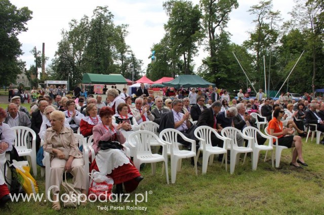 Wizytacja gości na stoiskach wystawców