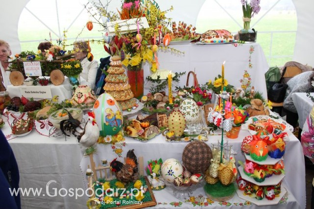 Fotoreportaż z prezentacji stołów wielkanocnych Wojbórz 2011