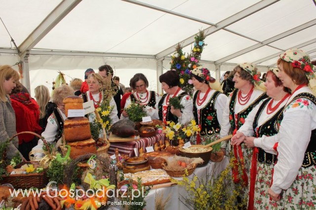 Fotoreportaż z prezentacji stołów wielkanocnych Wojbórz 2011
