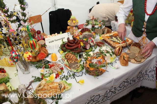 Fotoreportaż z prezentacji stołów wielkanocnych Wojbórz 2011