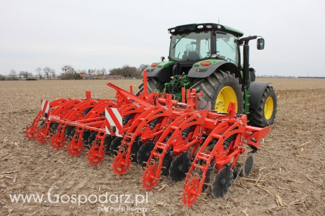 Kultywator STRIGER do uprawy pasowej - 1