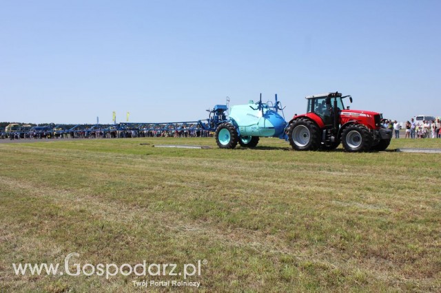 Pokazy opryskiwaczy - Opolagra 2012 - 8