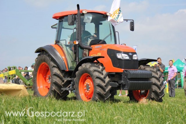 Kosiarka tylnia SafeCut INSIDE + Ciągnik Kubota M8540