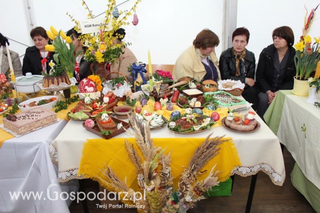 Fotoreportaż z prezentacji stołów wielkanocnych Wojbórz 2011