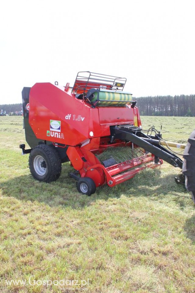 Prasa zwijająca Unia Famarol DF 1,8 V