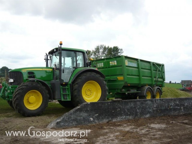 JohnDeere 6830+ Umega