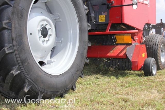 Prasa Zwijająca Metal-Fach Z589/2 + Ciągnik Farmer F5-12277S