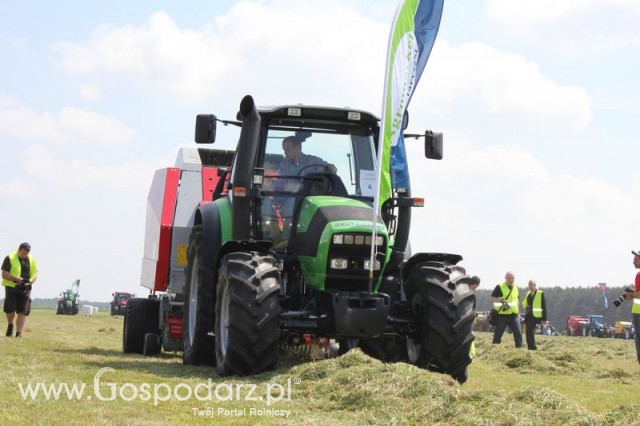 Prasa zwijająca Unia Famarol DF 1,7 zd + Ciągnik Deutz-Fahr Agrotron M600 DCR