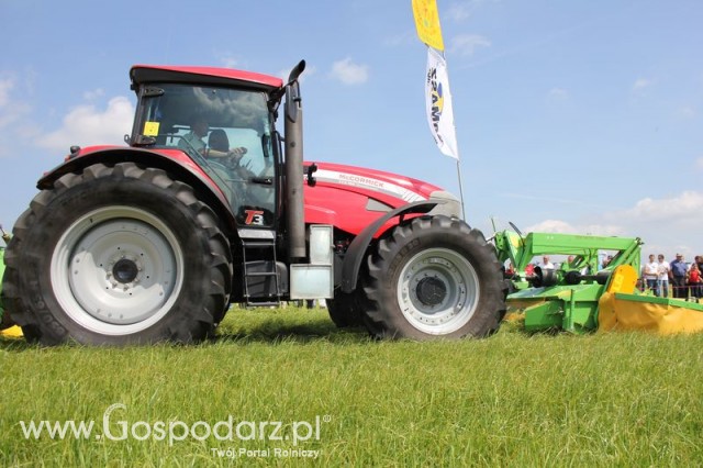 Kosiarka Bębnowa SaMasz KDF 300 i gigaCUT + Ciągnik McCORMICK TTX190 XtraSpeed