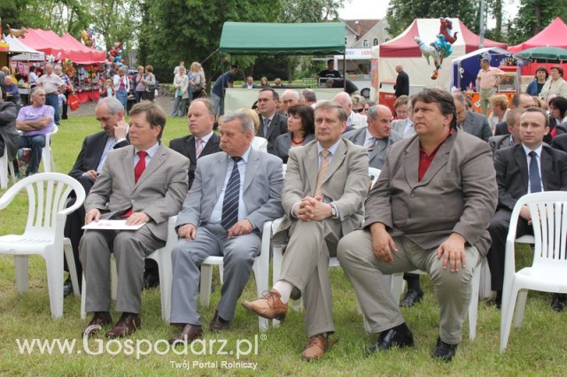 Wizytacja gości na stoiskach wystawców