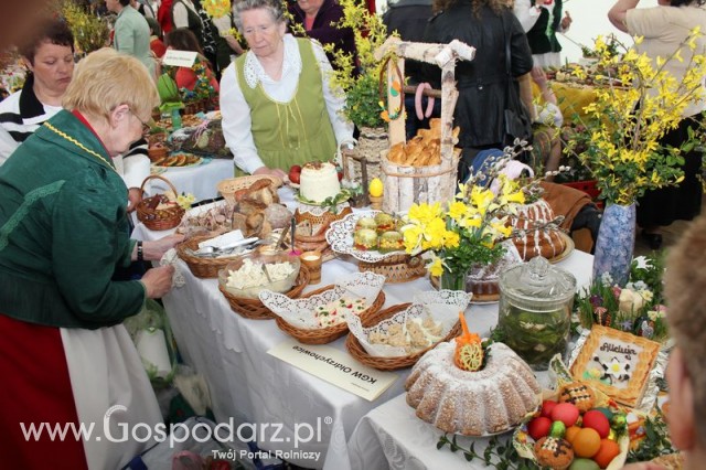 Fotoreportaż z prezentacji stołów wielkanocnych Wojbórz 2011