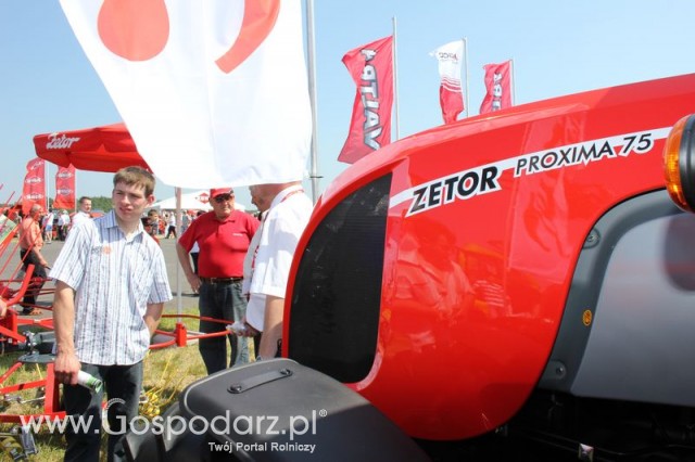 Ciągnik Zetor Proxima 75