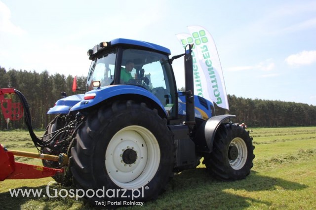 Pottinger przyczepa silosowa Jumbo 7210 + Ciągnik New Holland T8040