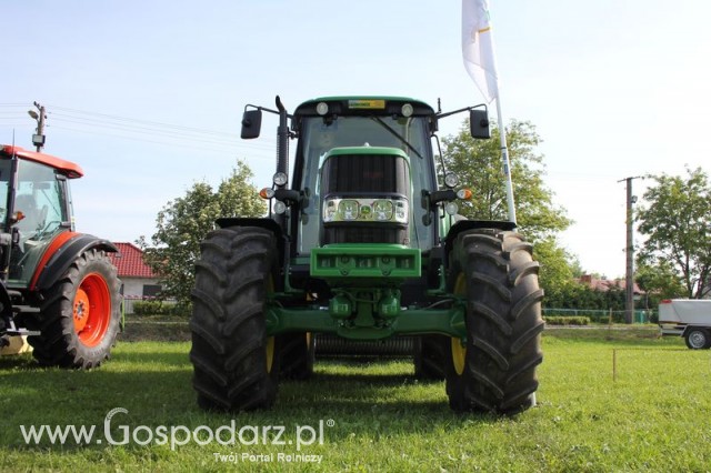 John Deere 6930