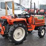 Traktorek Hinomoto N209D 4x4