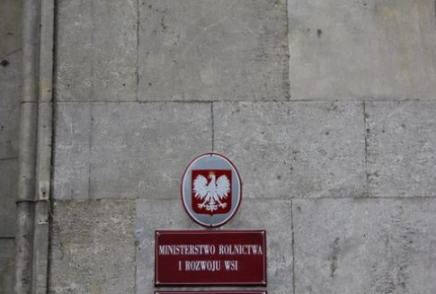 Minister rolnictwa sceptycznie o  GMO