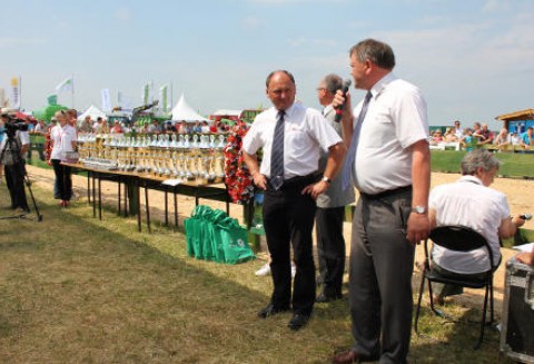 Laureaci V Śląskiej Wystawy Bydła Hodowlanego w Kamieniu Śląskim