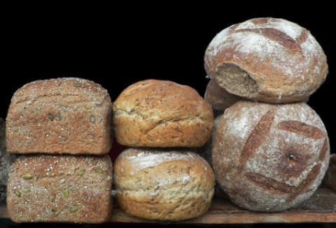 Od kilku miesięcy sprzedaż pieczywa zaczęła mocno spadać z powodu jego zbyt wysokiej ceny