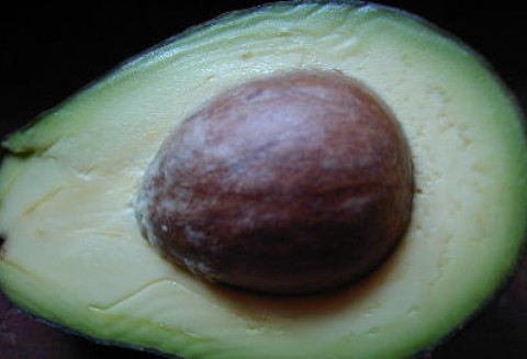 Indie – Zezwolenie na import awokado i szparagów z Peru